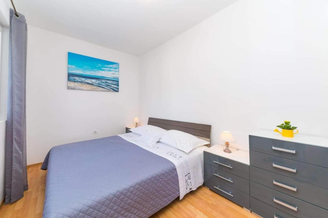 Apartments Villa Nea Leona Trogir Exteriér fotografie