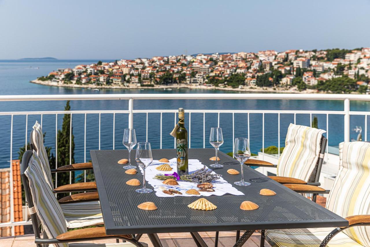 Apartments Villa Nea Leona Trogir Exteriér fotografie