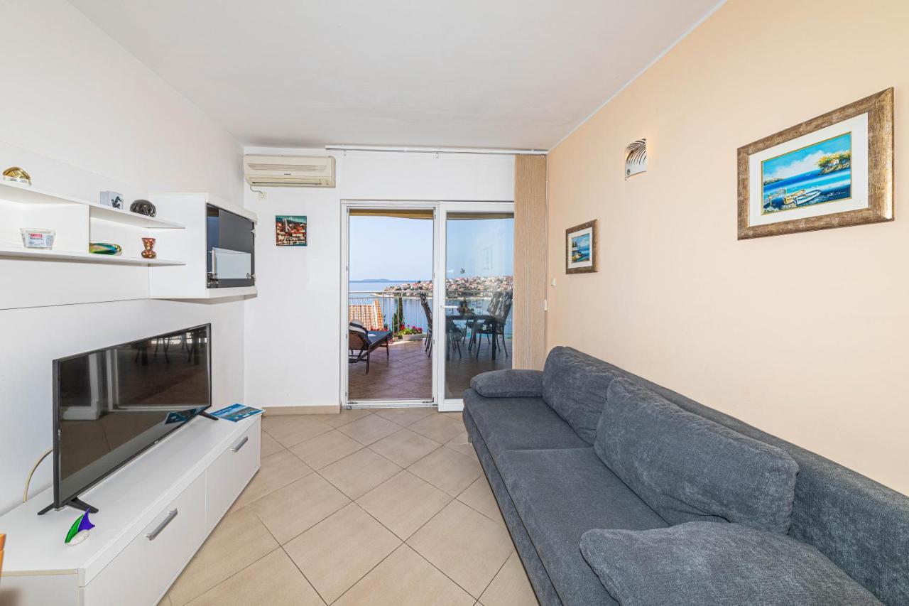 Apartments Villa Nea Leona Trogir Exteriér fotografie