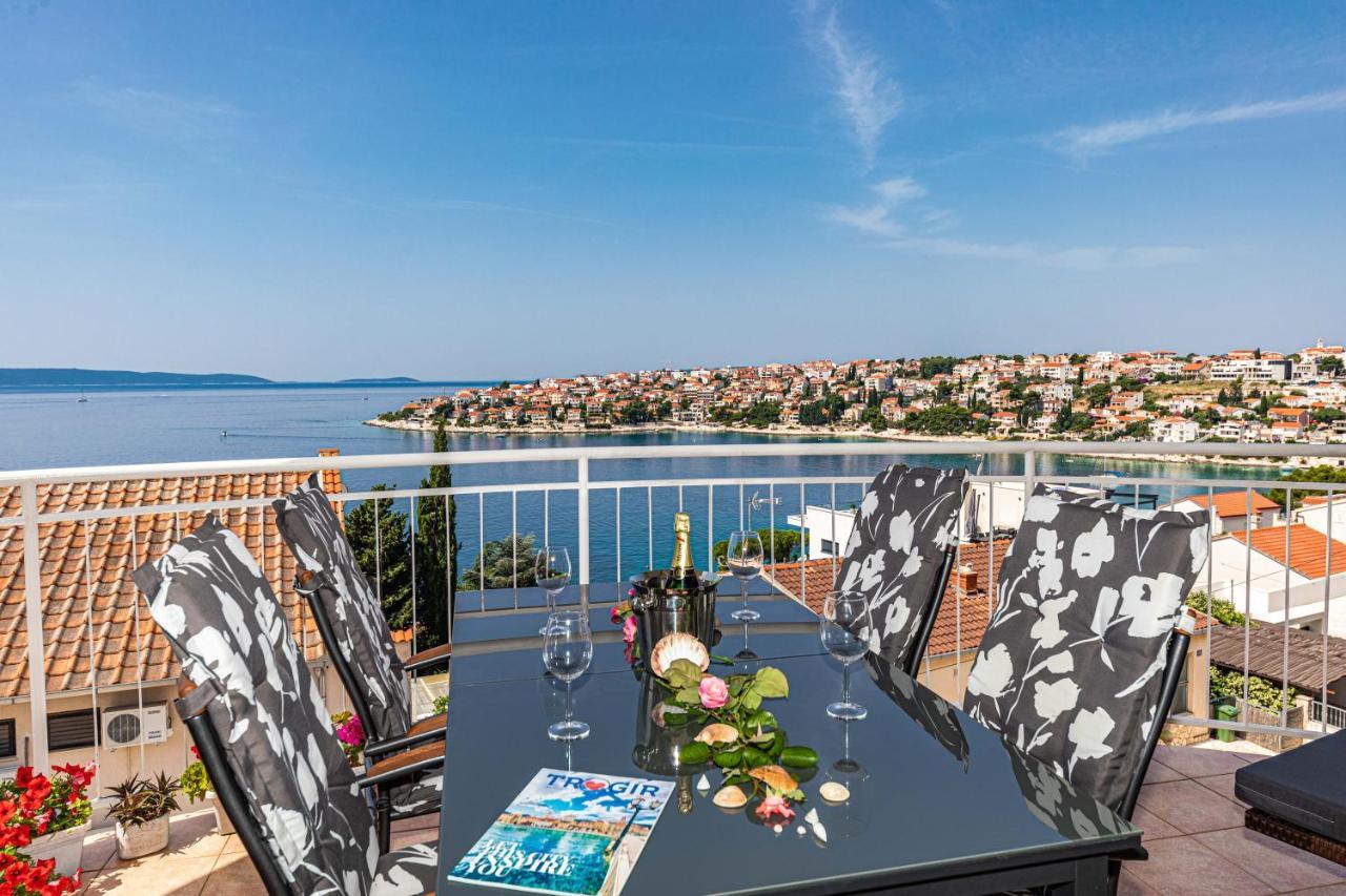 Apartments Villa Nea Leona Trogir Exteriér fotografie