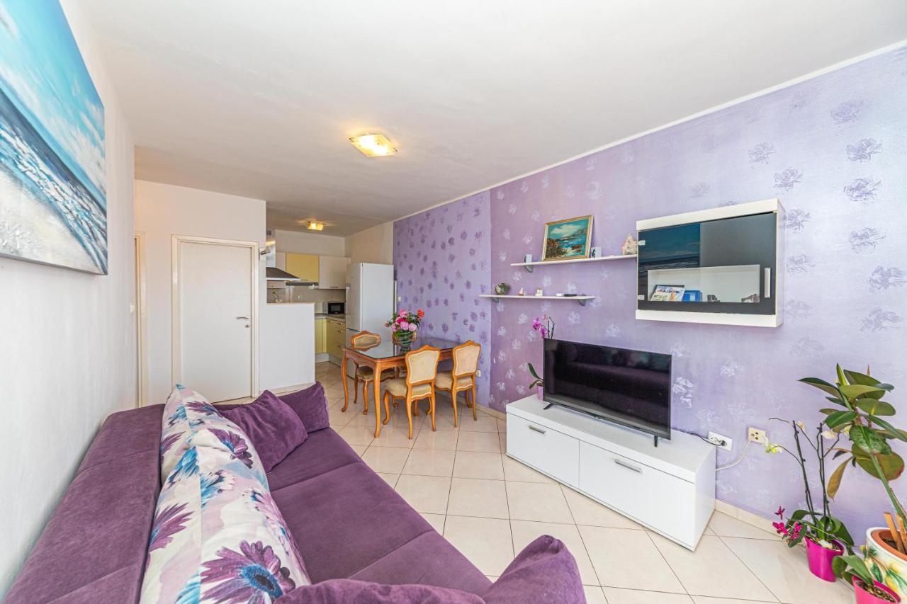 Apartments Villa Nea Leona Trogir Exteriér fotografie